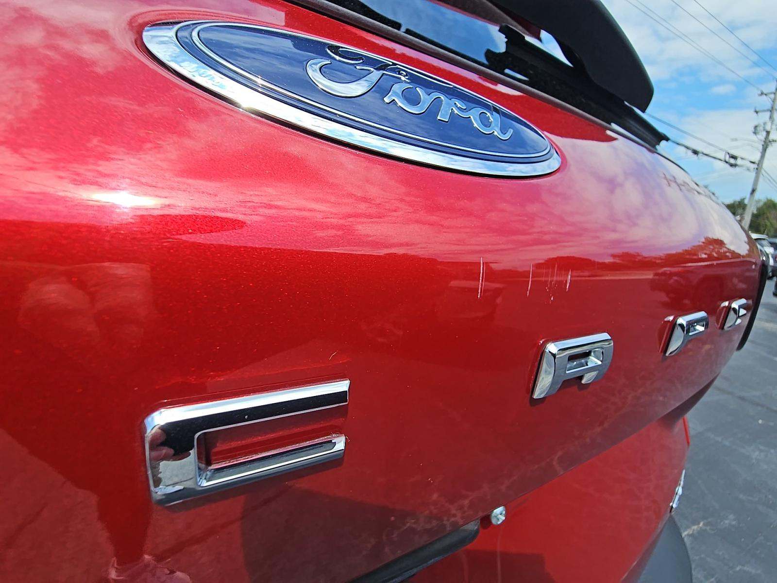 2022 Ford Escape Titanium AWD