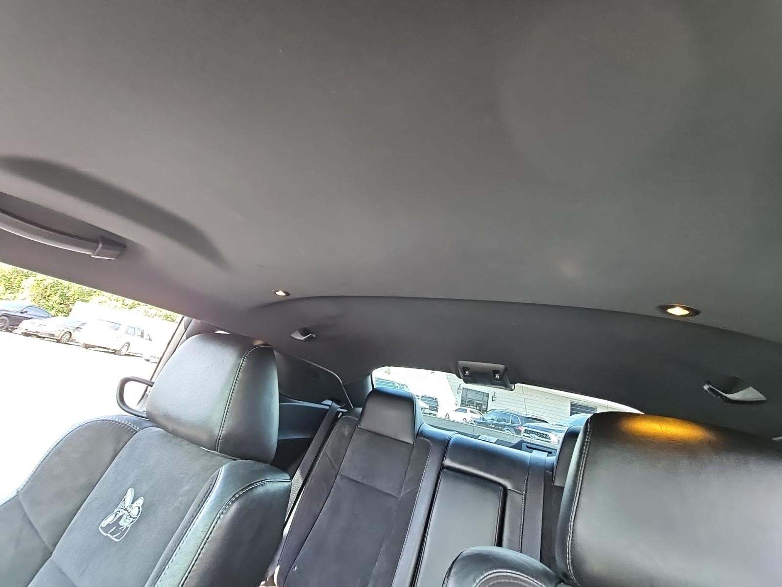 2022 Dodge Challenger R/T Scat Pack RWD