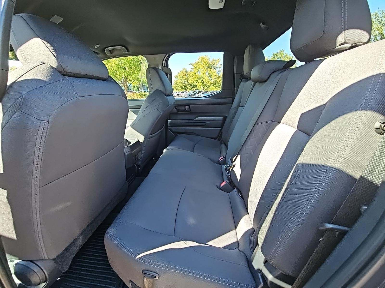 2025 Toyota Tacoma SR5 AWD