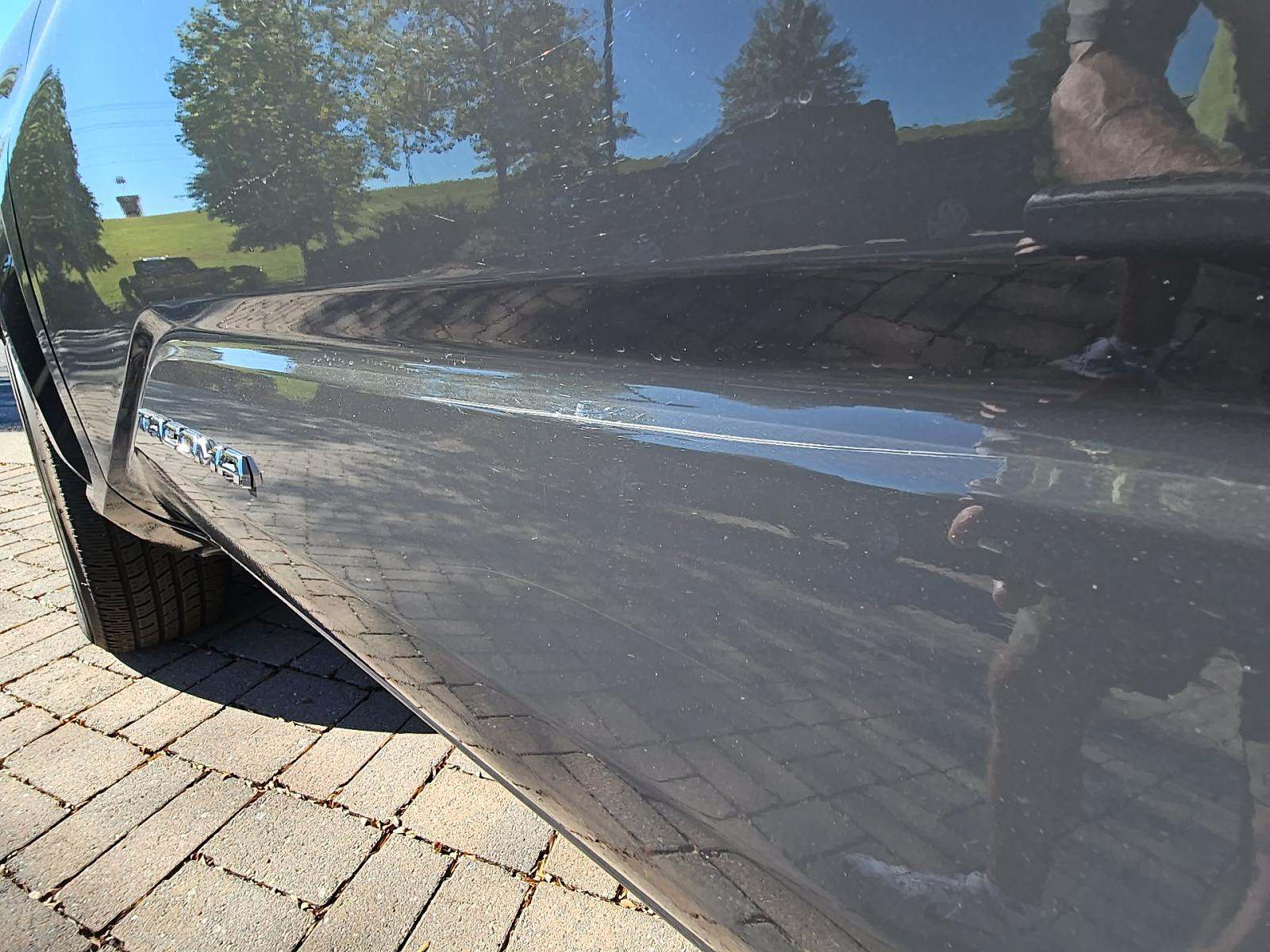 2025 Toyota Tacoma SR5 AWD