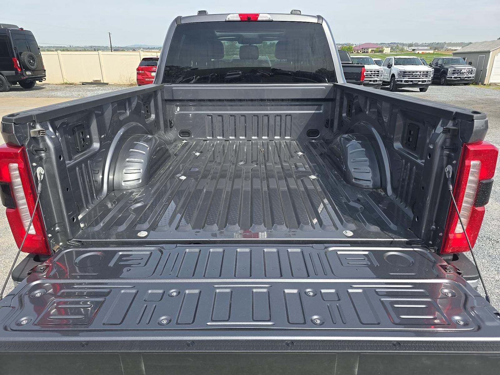 FORD F-350 - 10