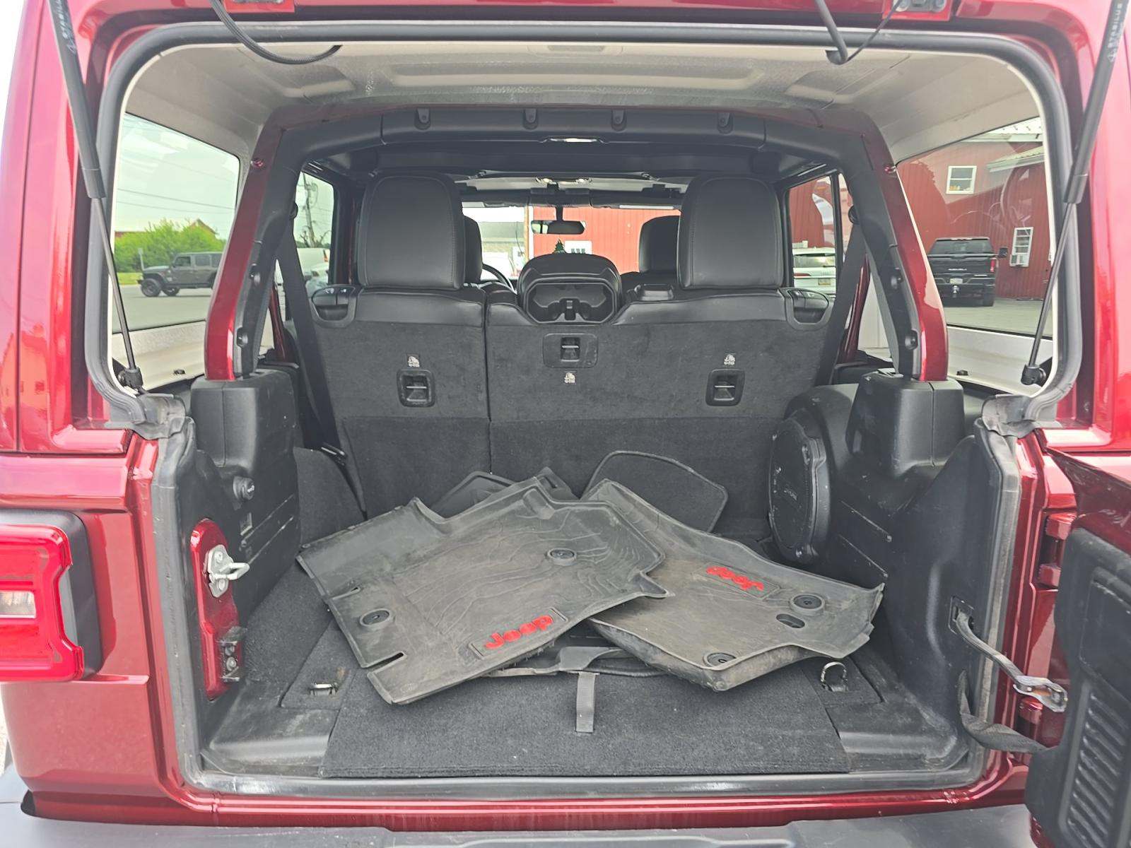 2021 Jeep Wrangler Unlimited Sahara AWD