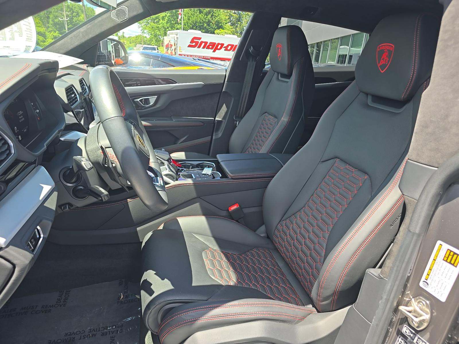2024 Lamborghini Urus S AWD