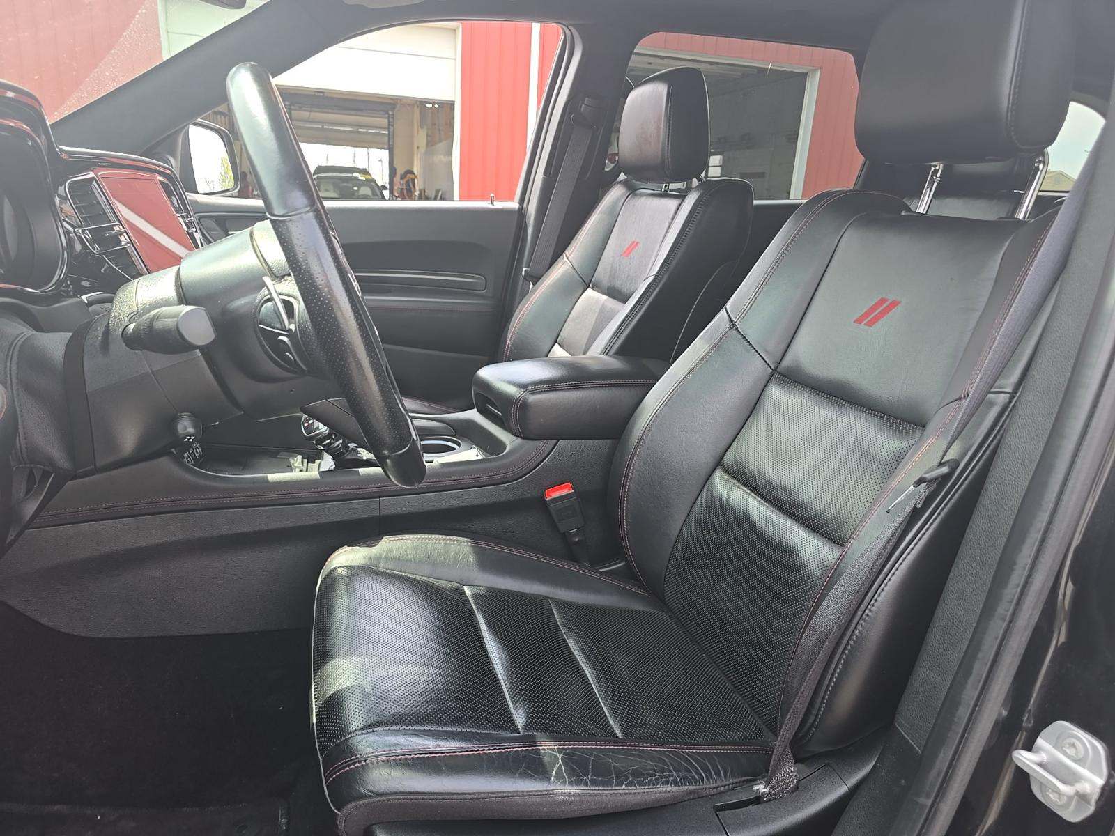 DODGE CHALLENGER - 2