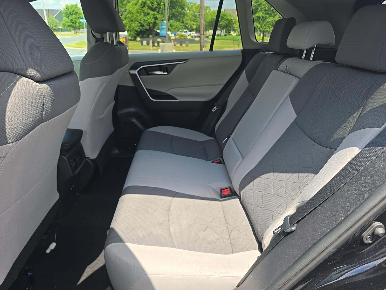 2021 Toyota RAV4 XLE AWD