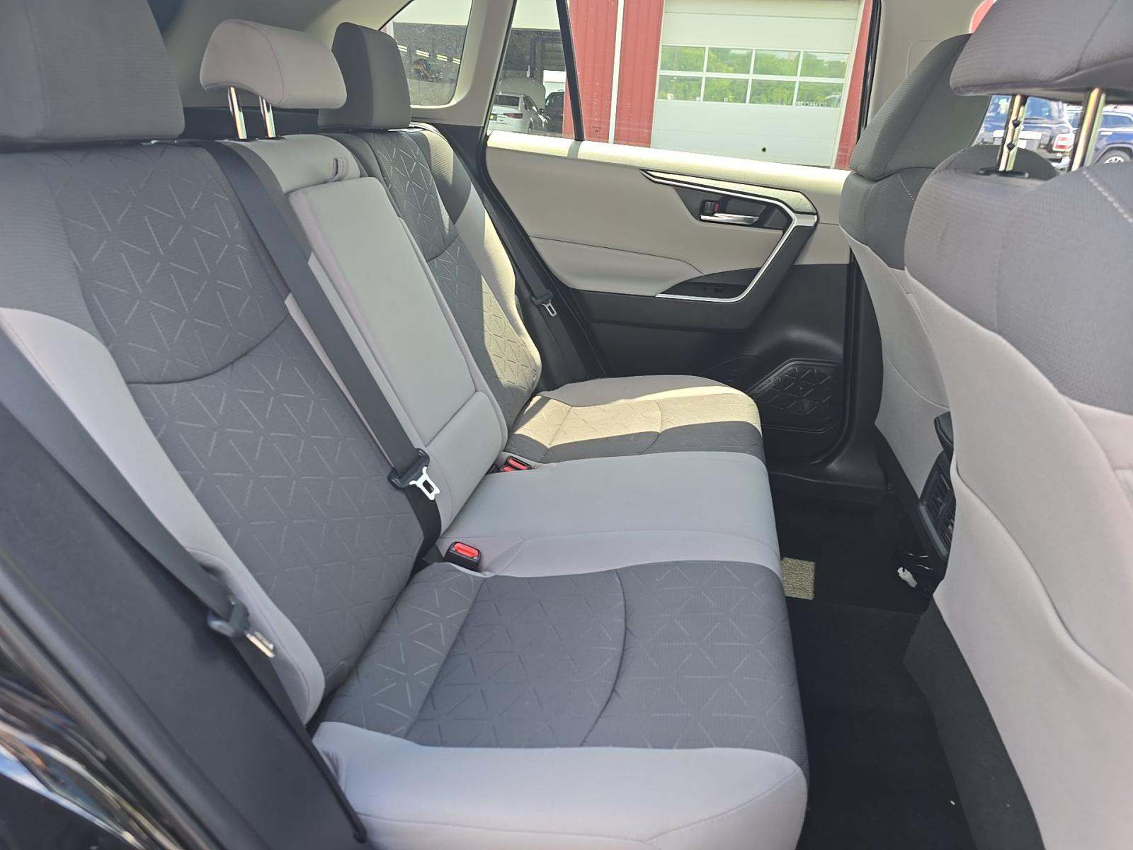 2021 Toyota RAV4 XLE AWD