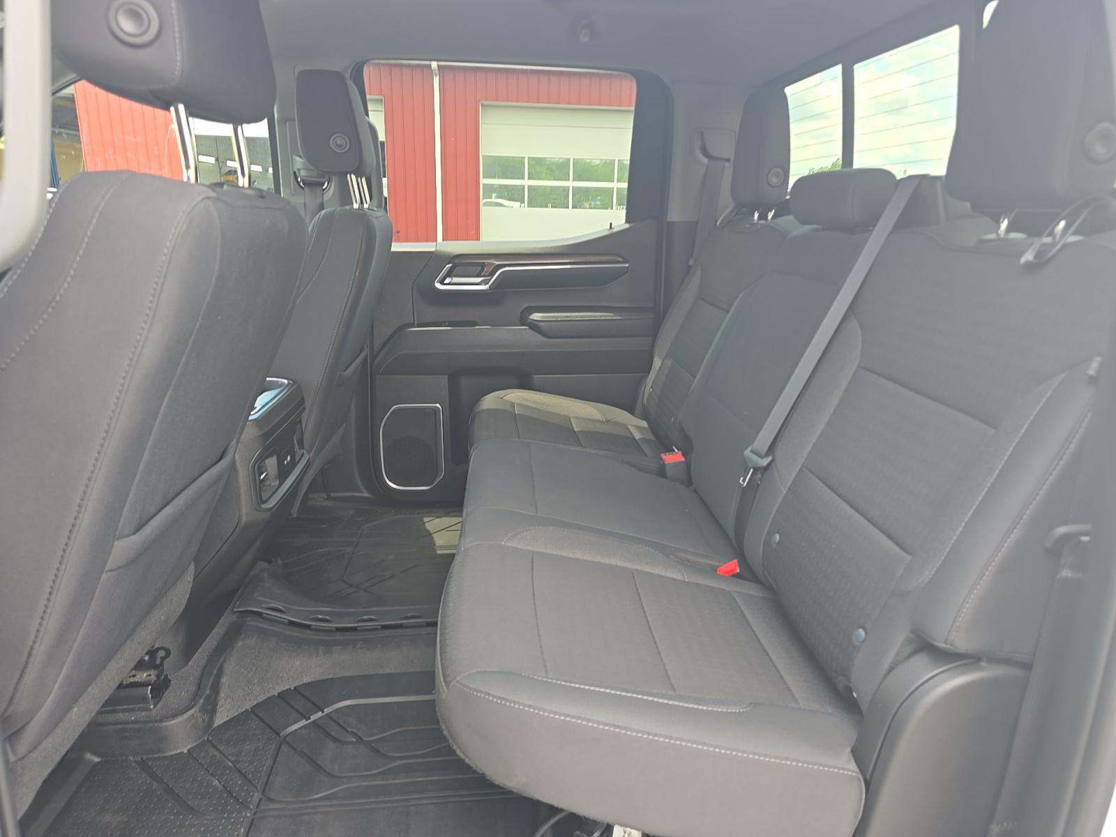 2023 Chevrolet Silverado 1500 RST AWD