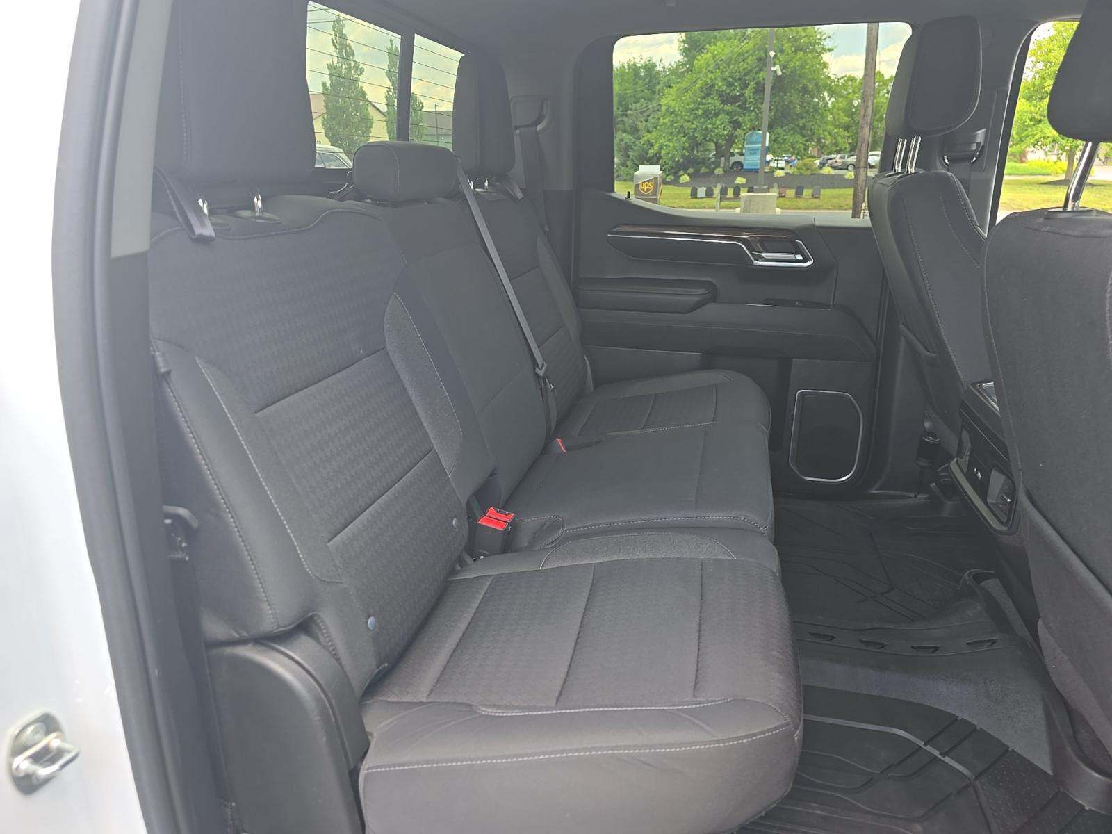 2023 Chevrolet Silverado 1500 RST AWD