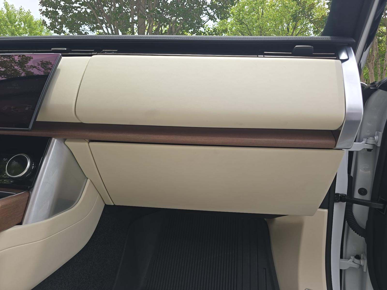 2023 Land Rover Range Rover SE AWD