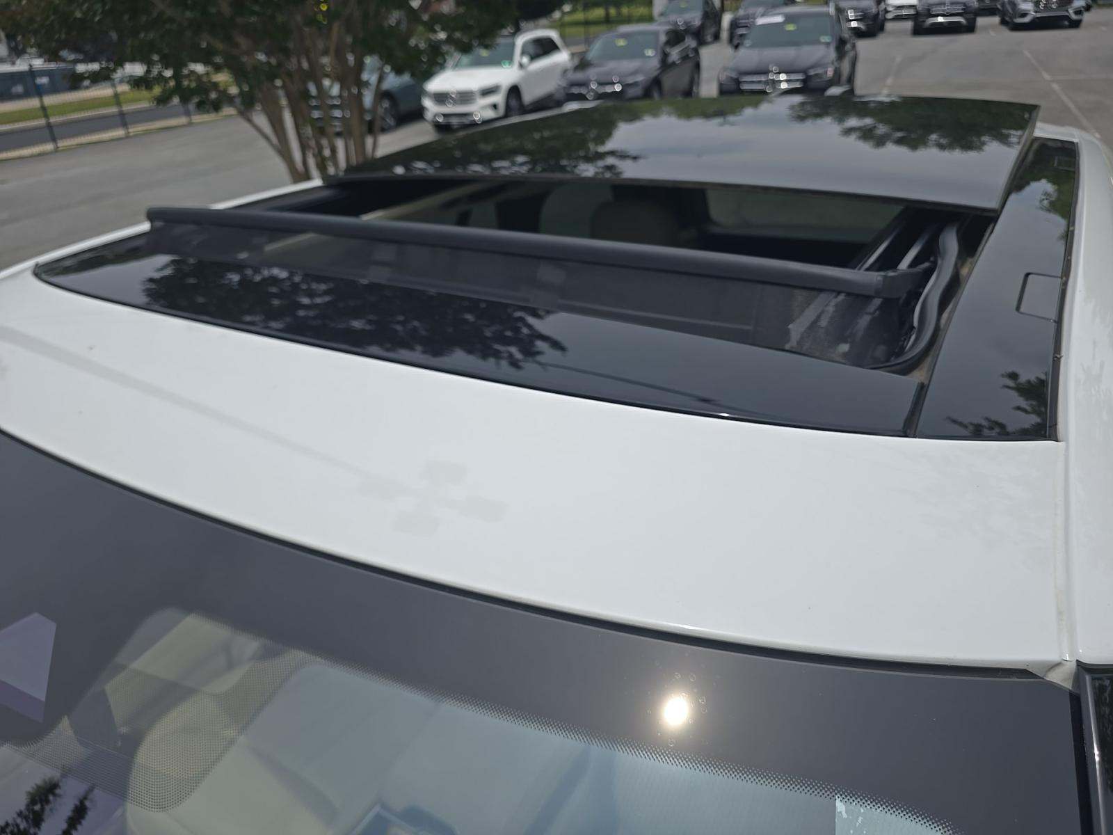 2023 Land Rover Range Rover SE AWD