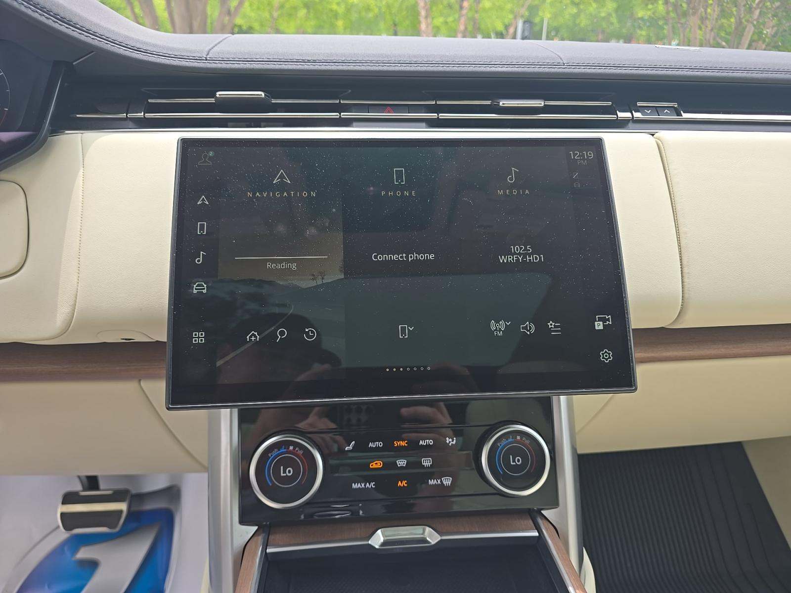 2023 Land Rover Range Rover SE AWD