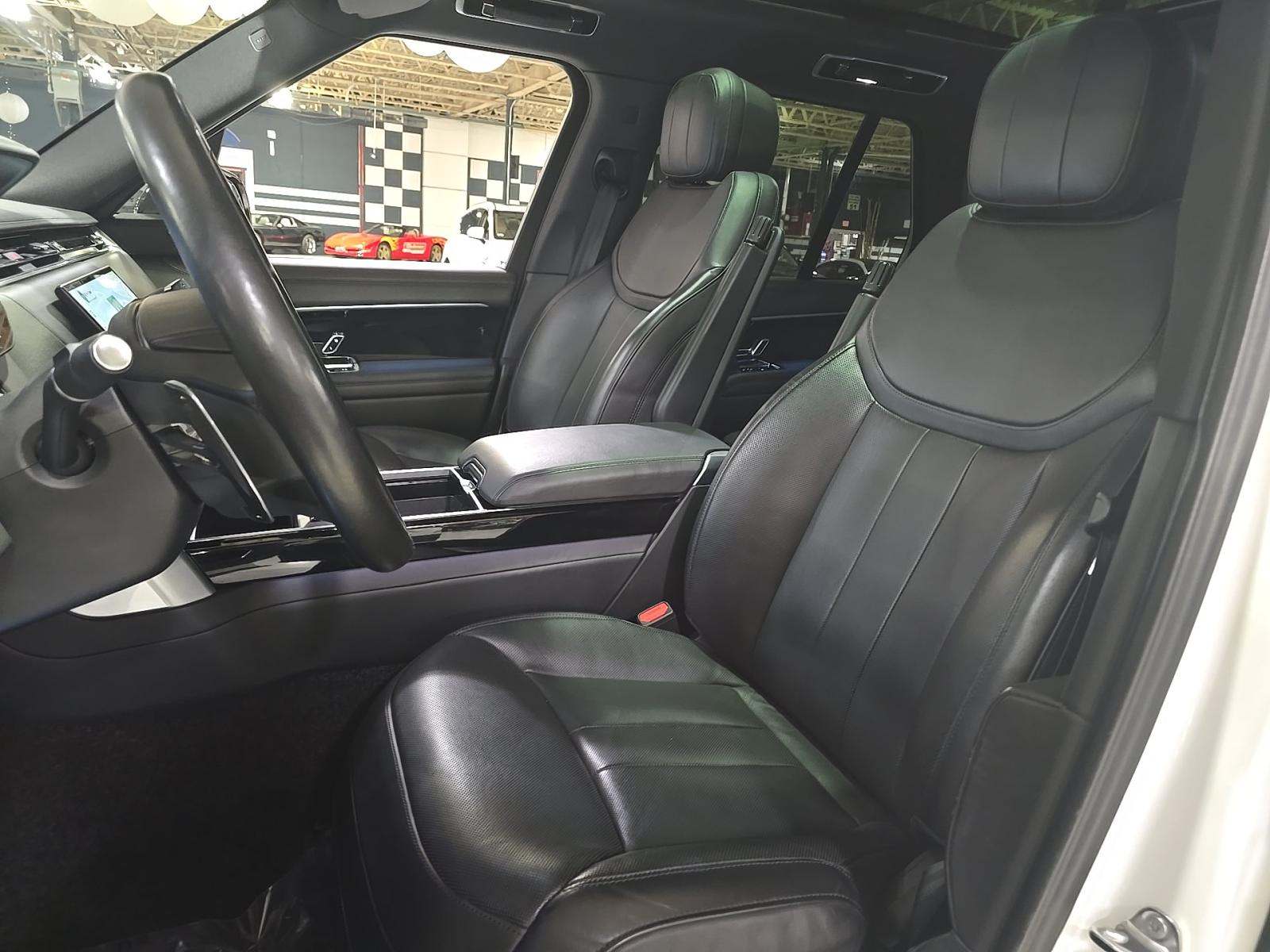 2024 Land Rover Range Rover SE AWD
