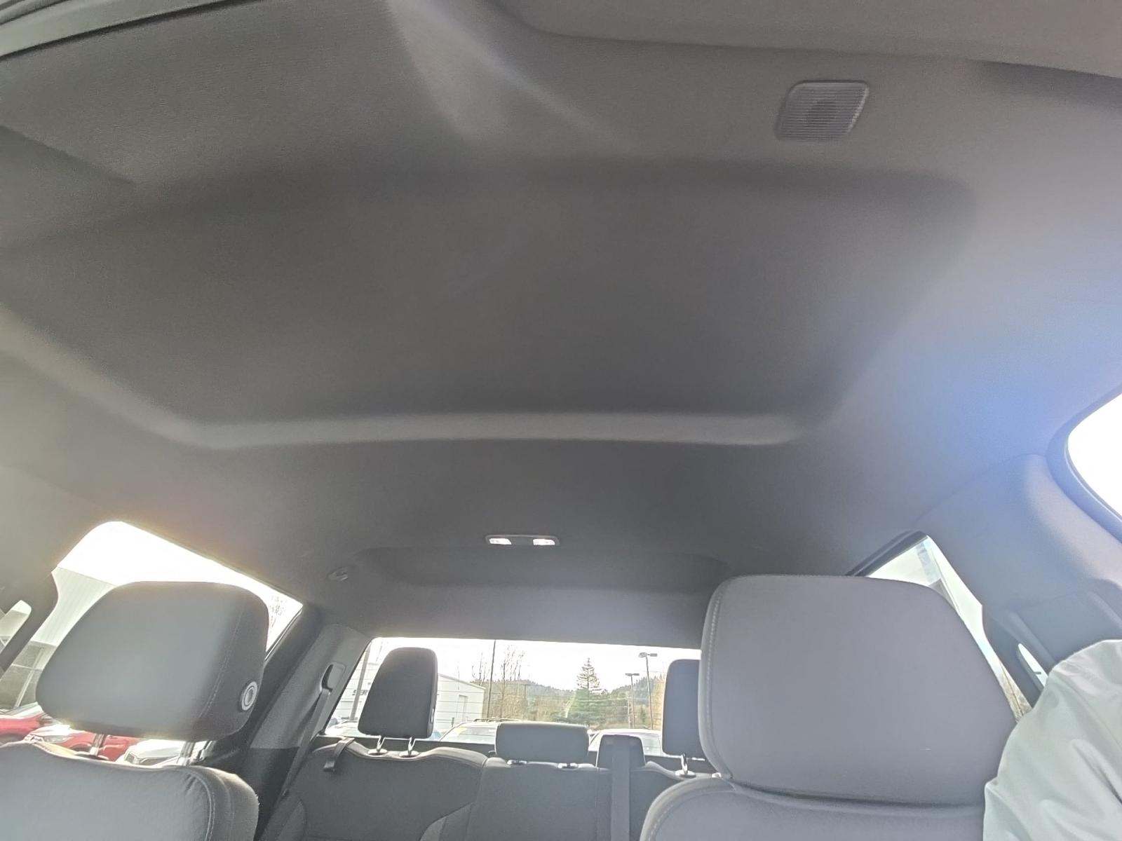 2023 Chevrolet Silverado 1500 Custom AWD