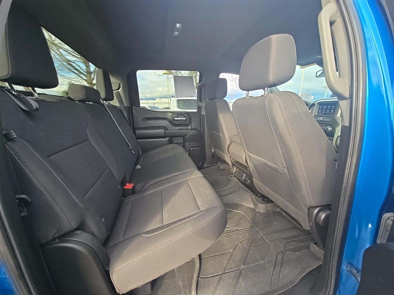 2023 Chevrolet Silverado 1500 Custom AWD