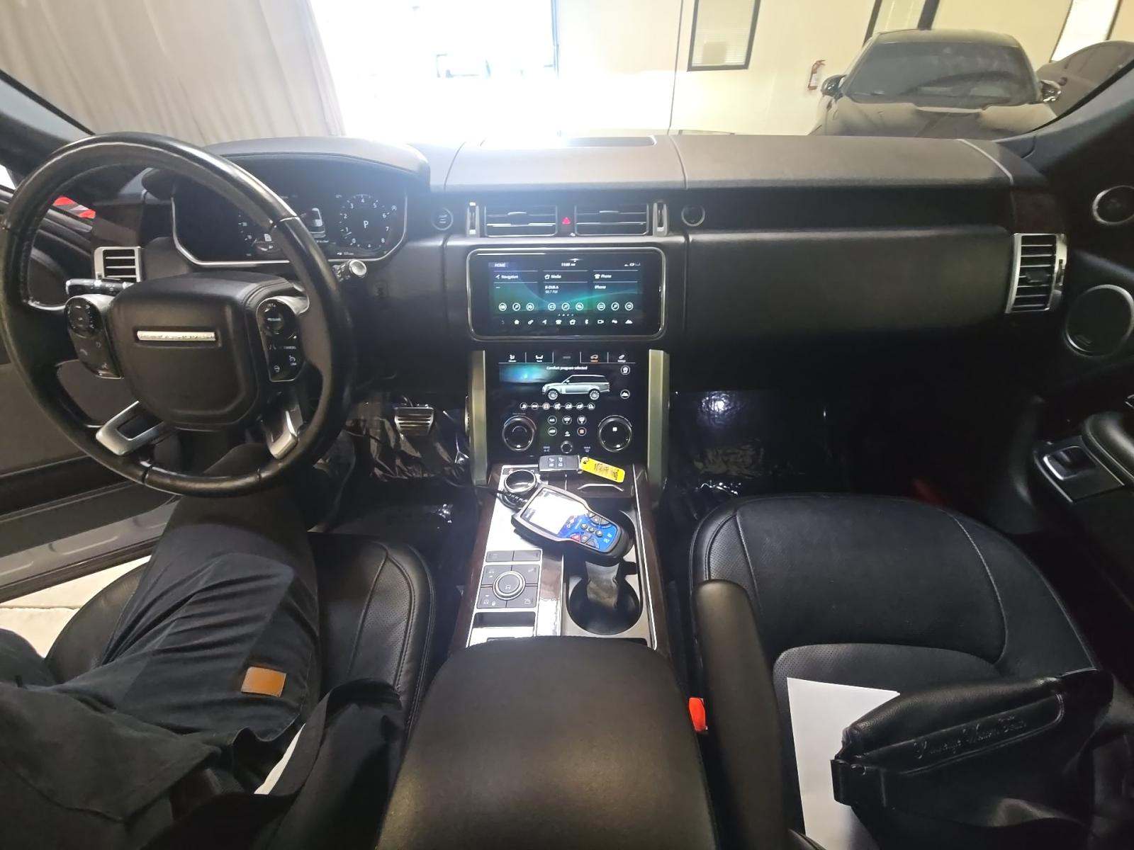 LAND ROVER RANGE ROVER - 10