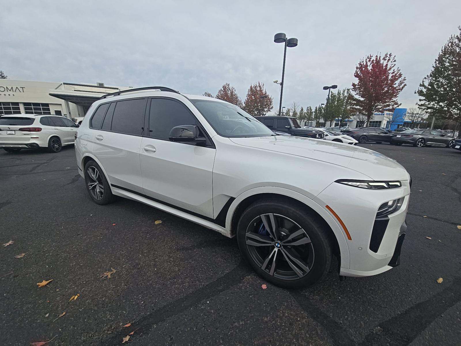 2024 BMW X7 M60i AWD