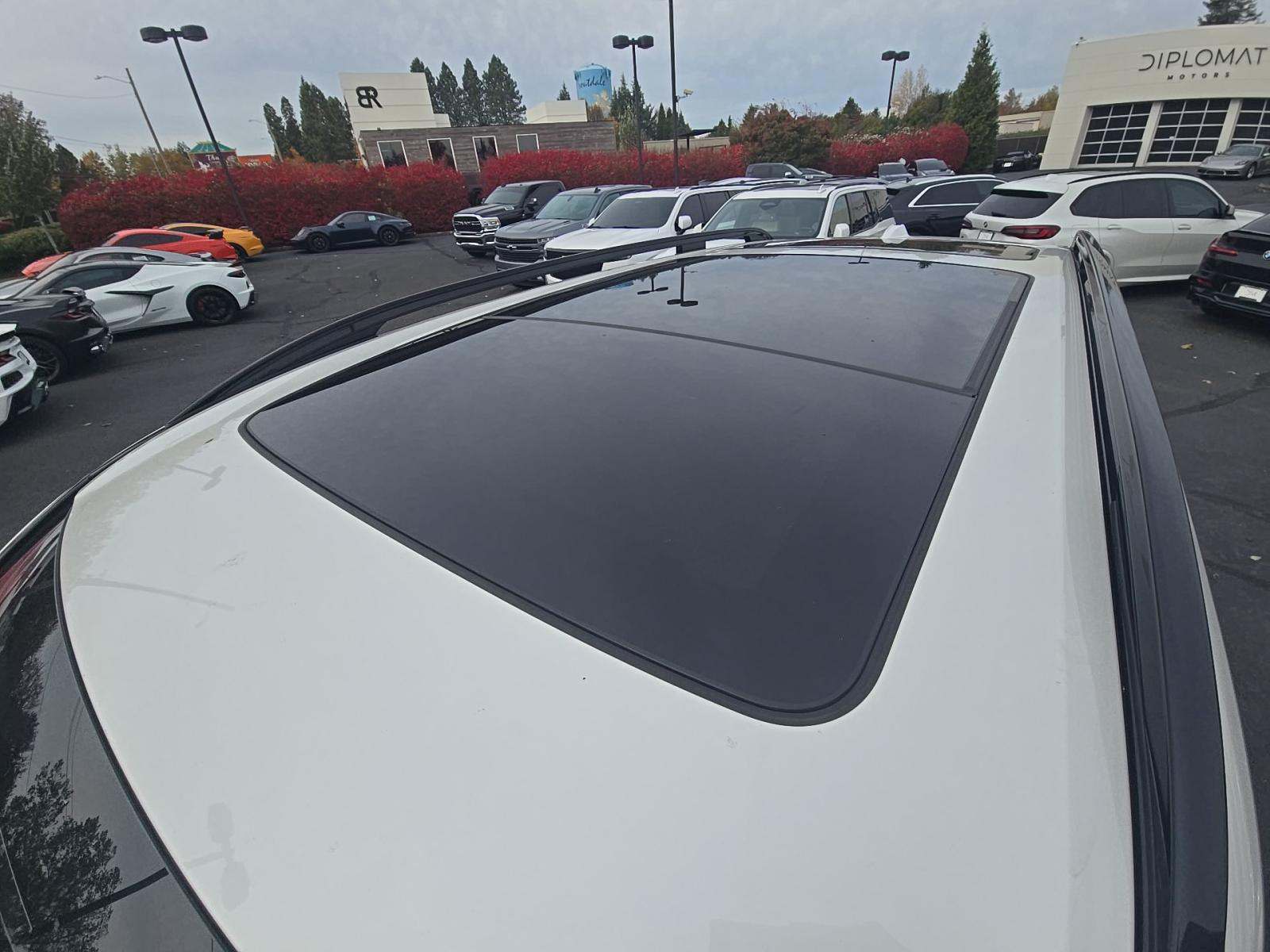 2024 BMW X7 M60i AWD