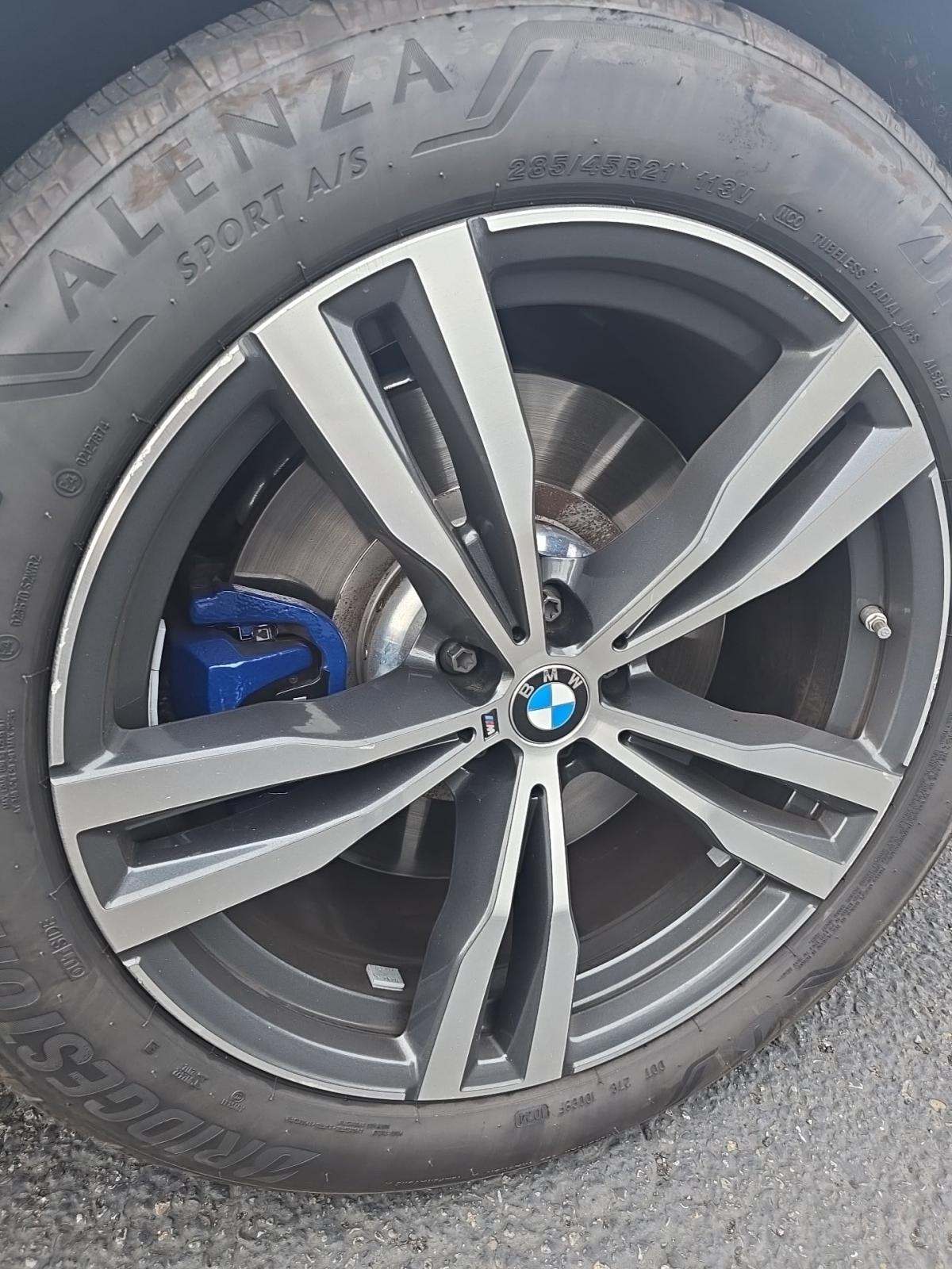 2024 BMW X7 M60i AWD