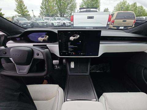 2022 Tesla Model S Plaid AWD