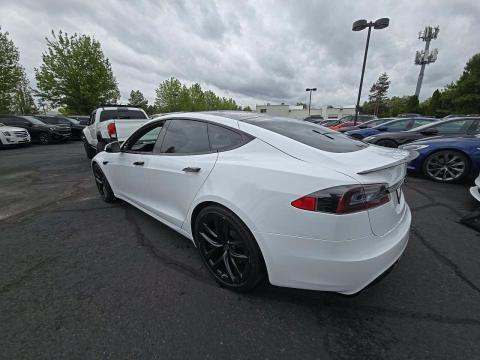 2022 Tesla Model S Plaid AWD