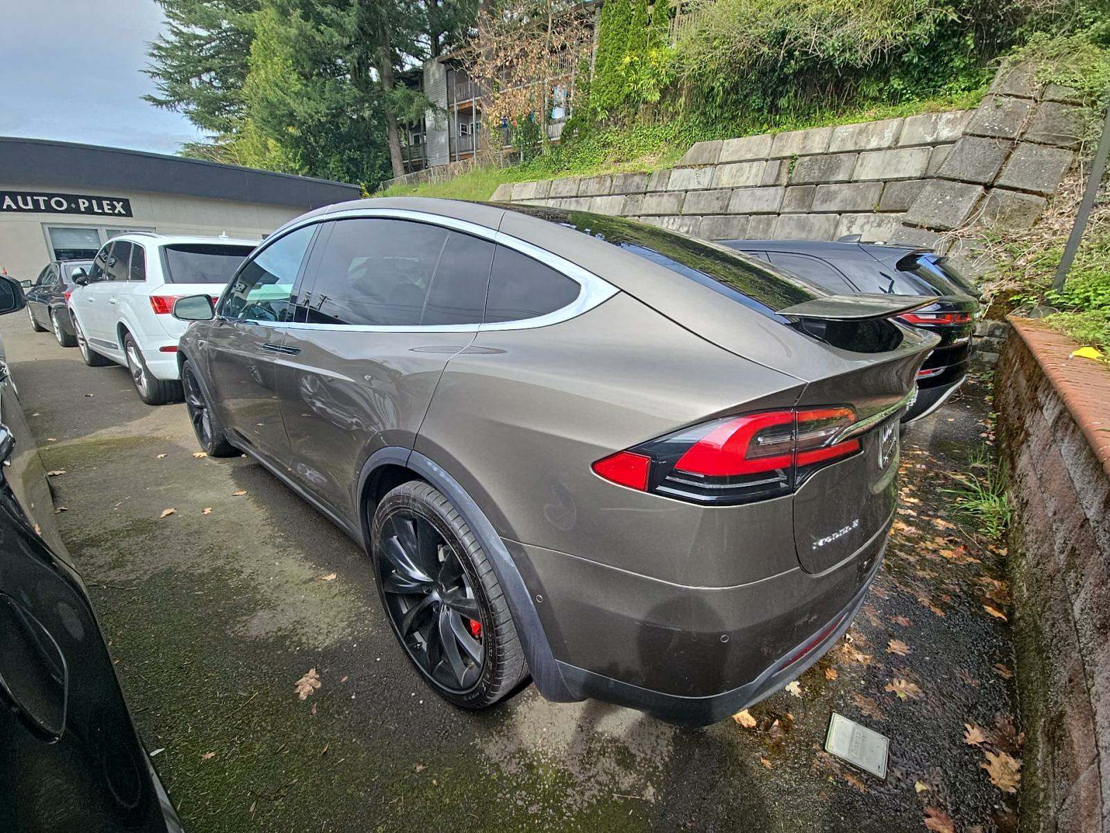 2016 Tesla Model X P90D AWD