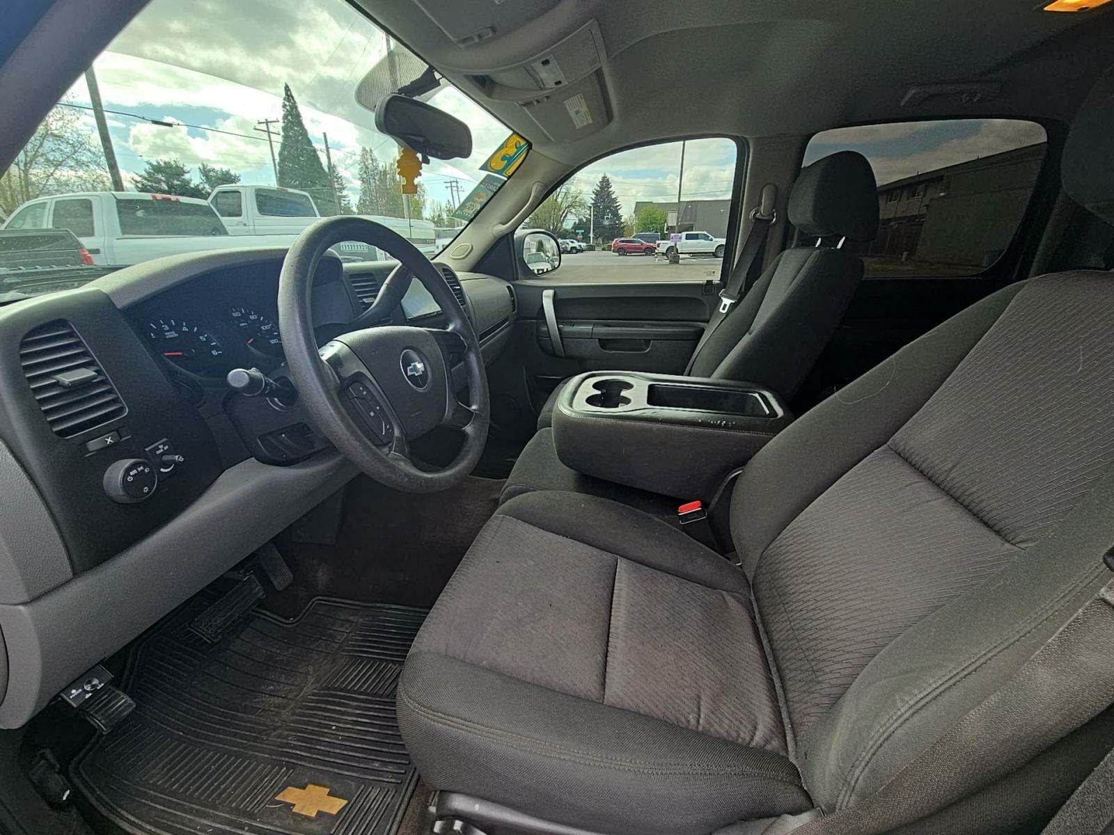 2013 Chevrolet Silverado 1500 LS RWD