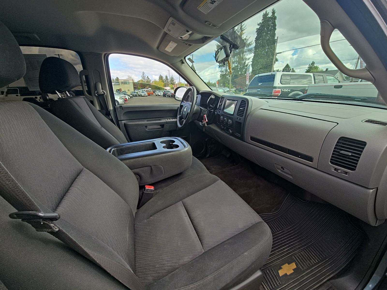 2013 Chevrolet Silverado 1500 LS RWD