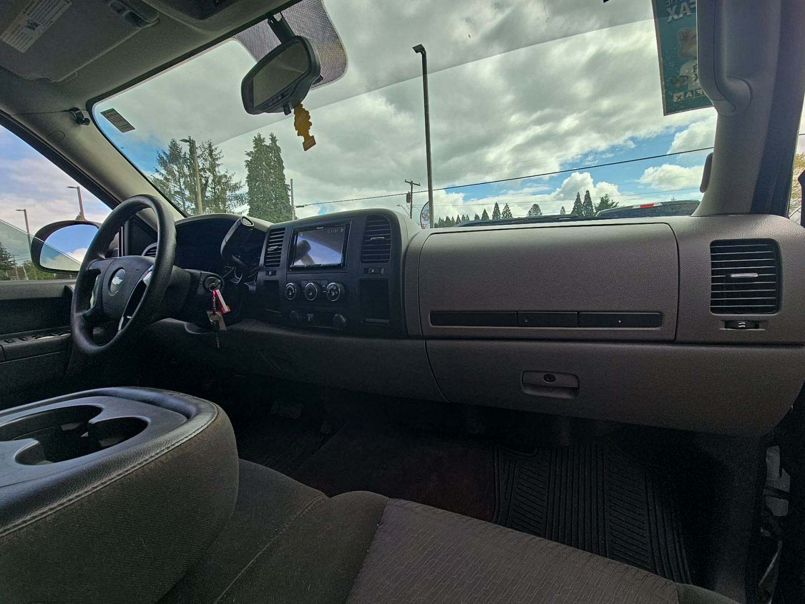 2013 Chevrolet Silverado 1500 LS RWD