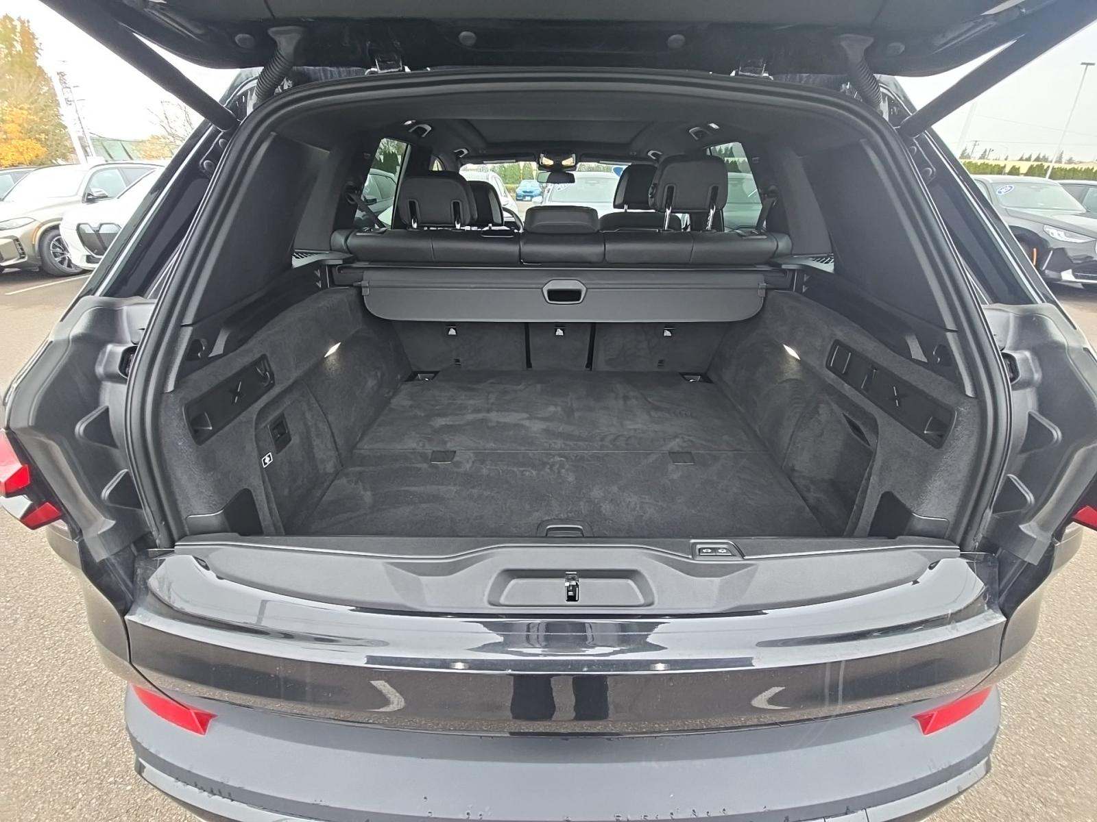 2025 BMW X5 xDrive50e AWD