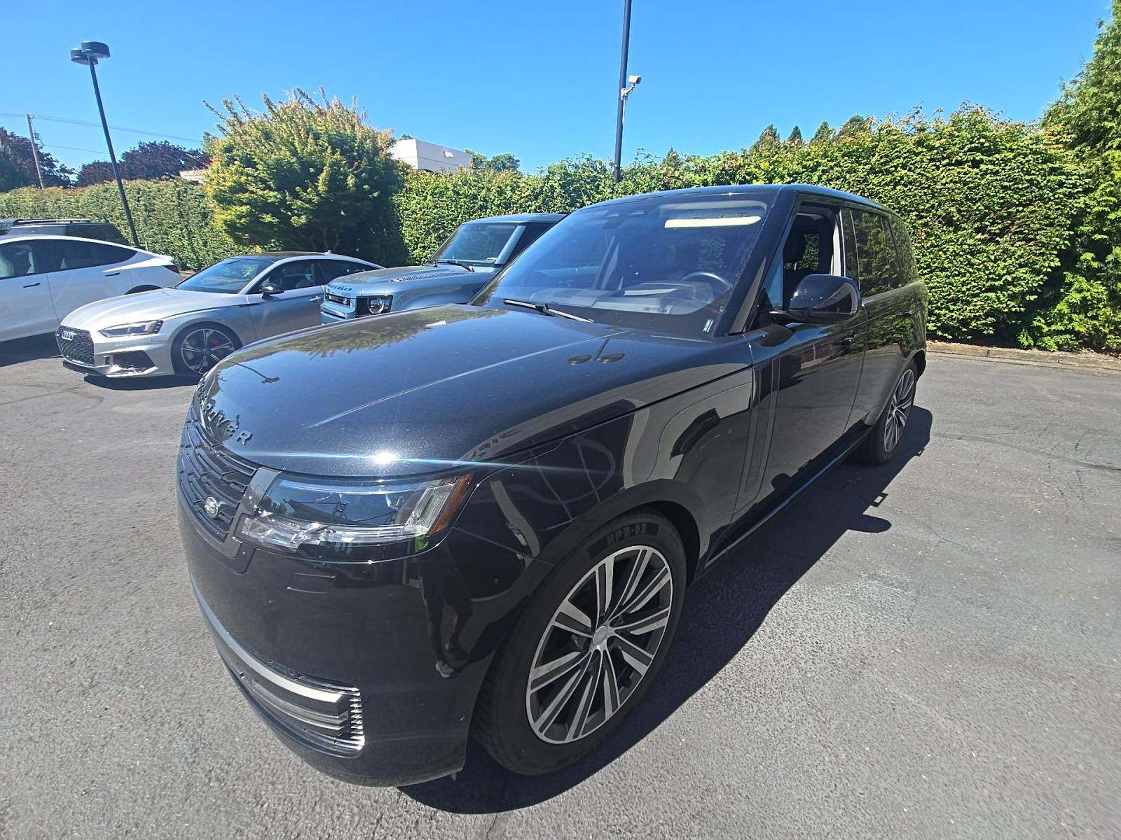 2023 Land Rover Range Rover SE AWD