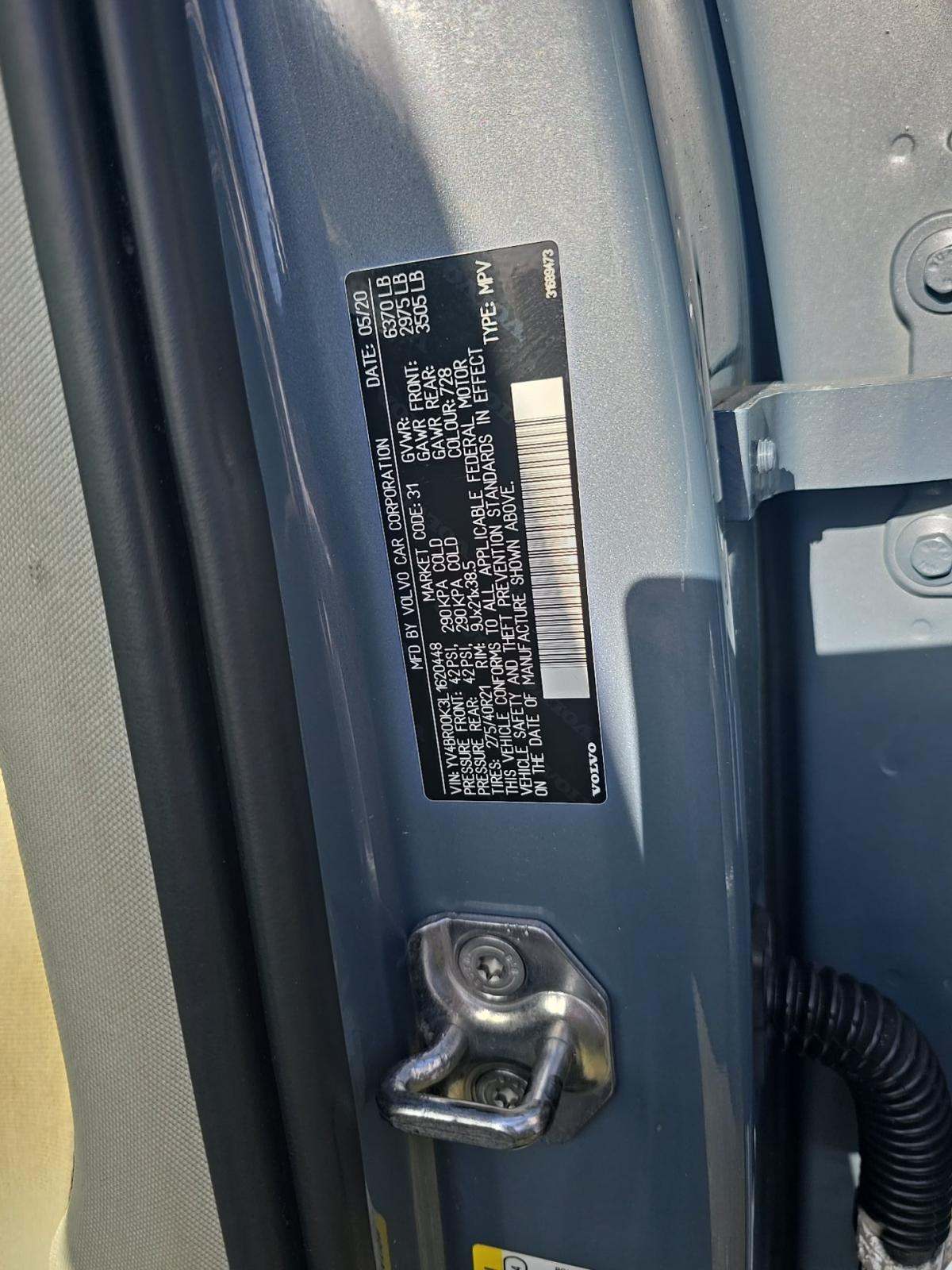 2020 Volvo XC90 Plug-In Hybrid T8 Momentum AWD