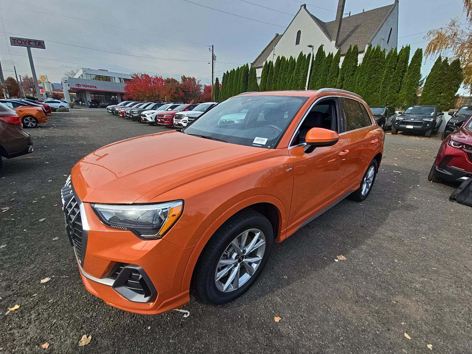 2022 Audi Q3 2.0T S line Premium AWD