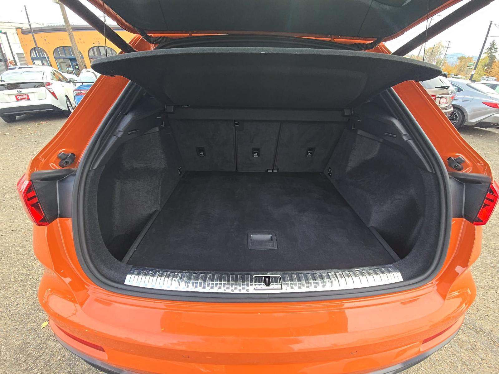 2022 Audi Q3 2.0T S line Premium AWD