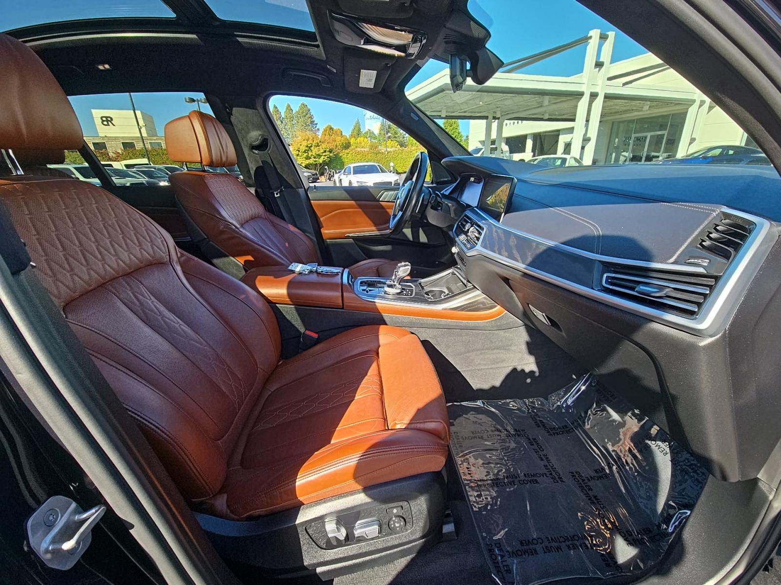 2021 BMW X7 M50i AWD