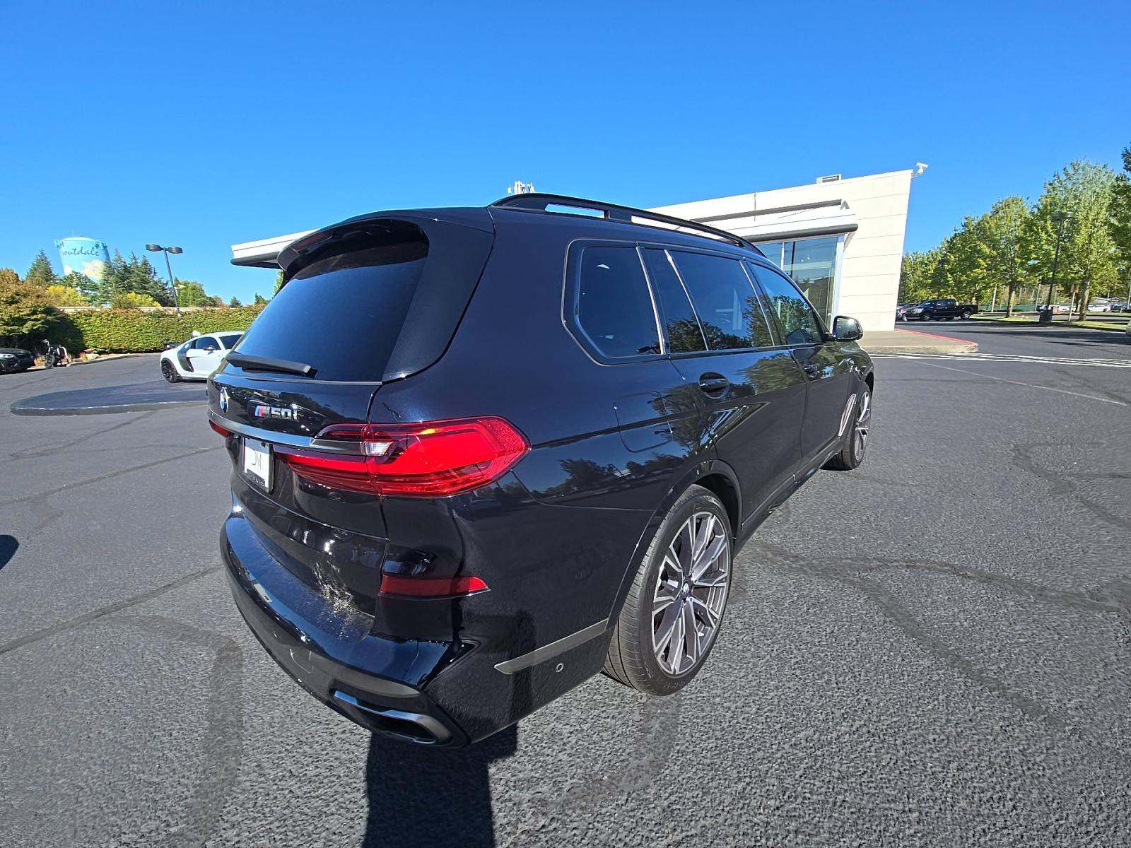 2021 BMW X7 M50i AWD