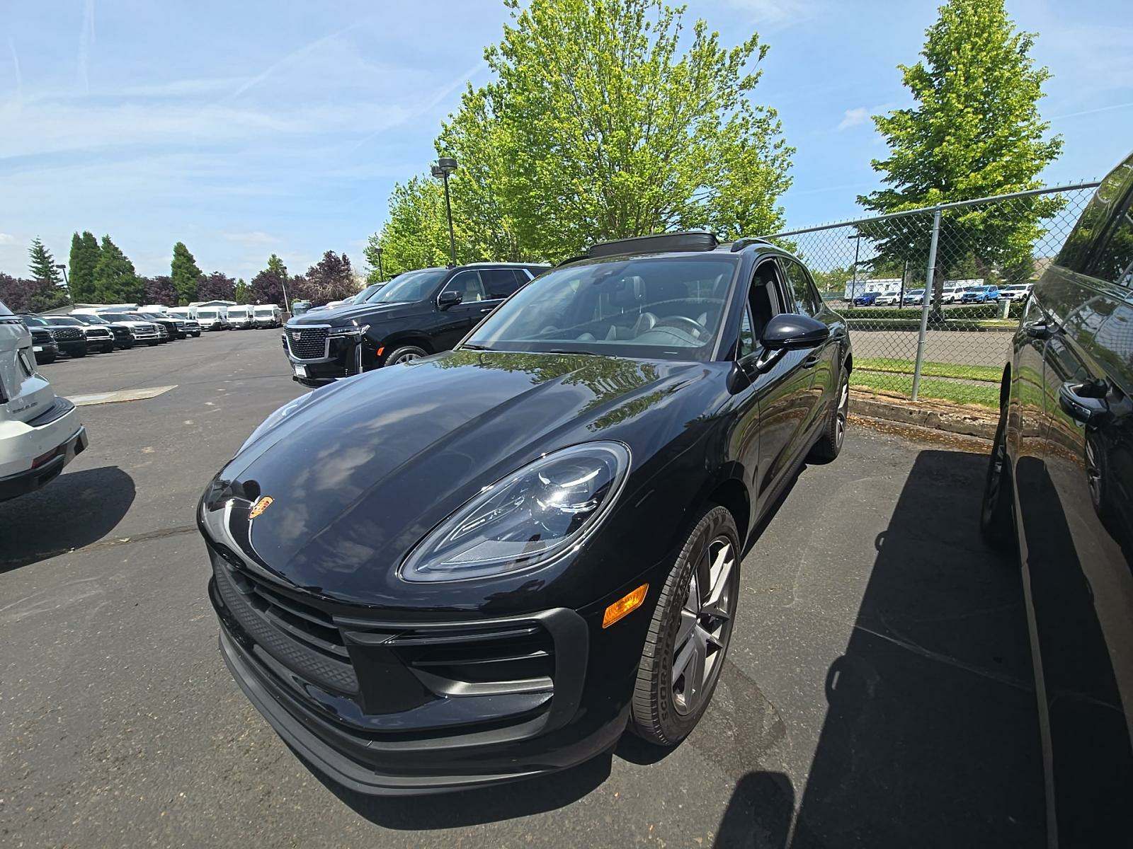 2023 Porsche Macan