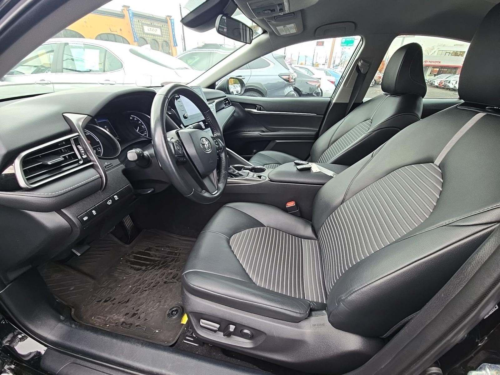 2022 Toyota Camry Hybrid Nightshade FWD