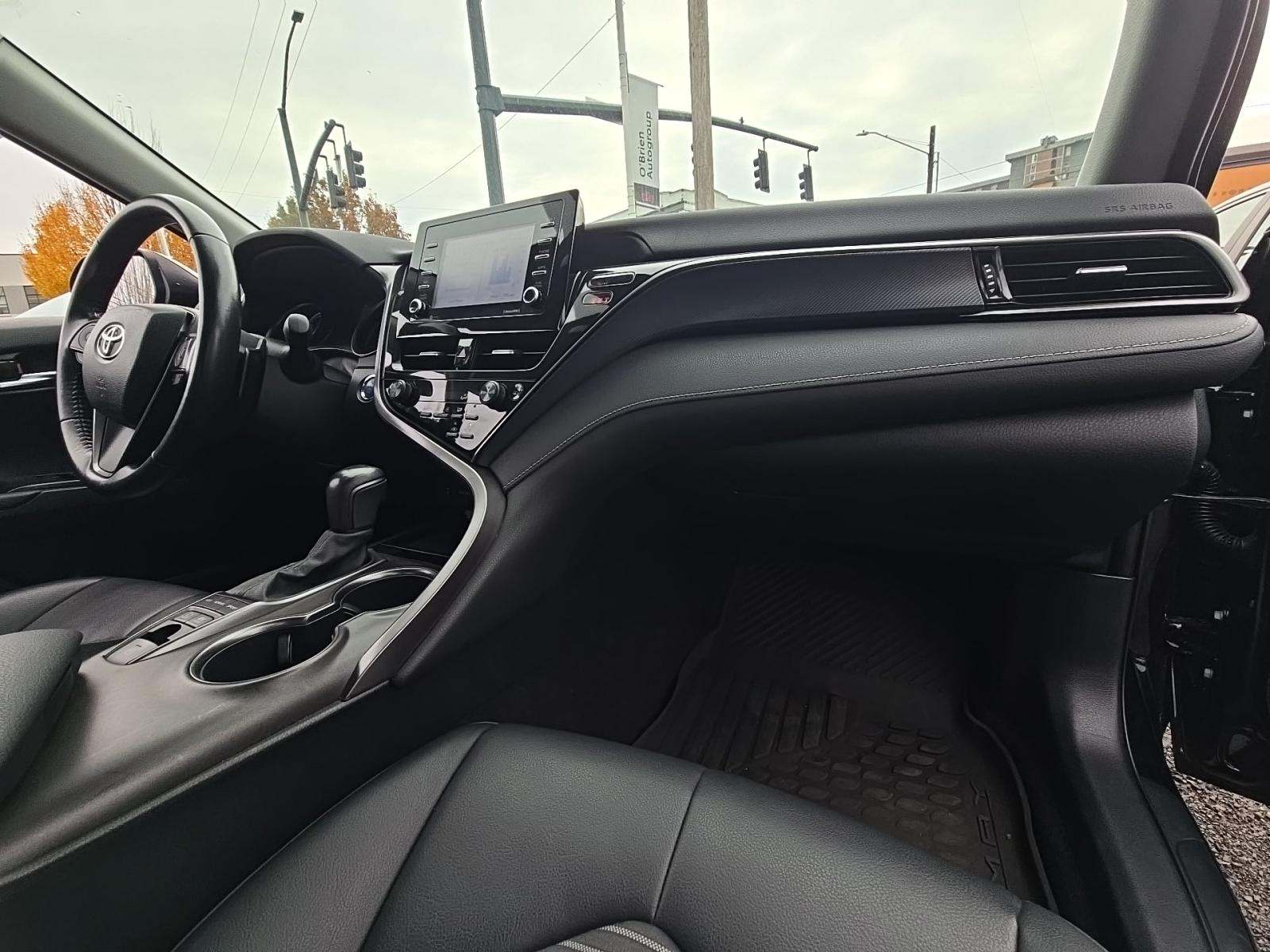 2022 Toyota Camry Hybrid Nightshade FWD