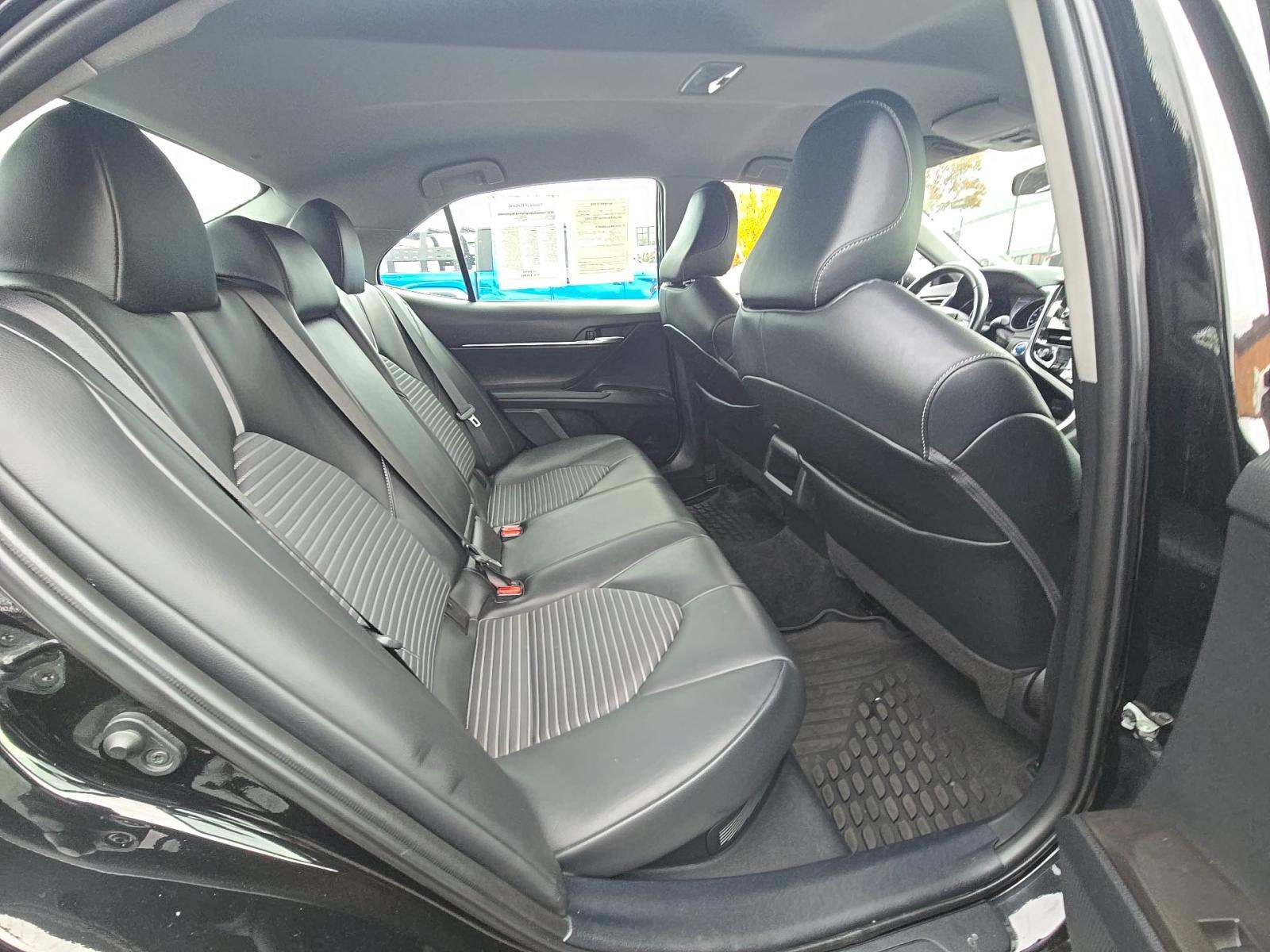 2022 Toyota Camry Hybrid Nightshade FWD