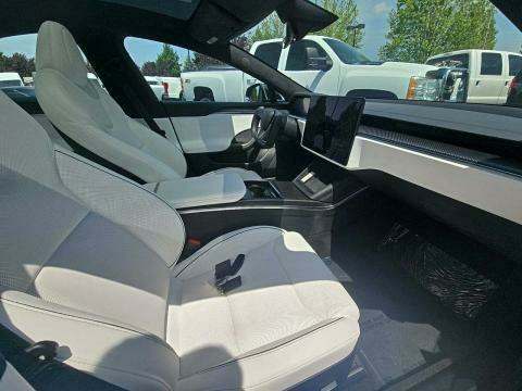 2023 Tesla Model S Plaid AWD