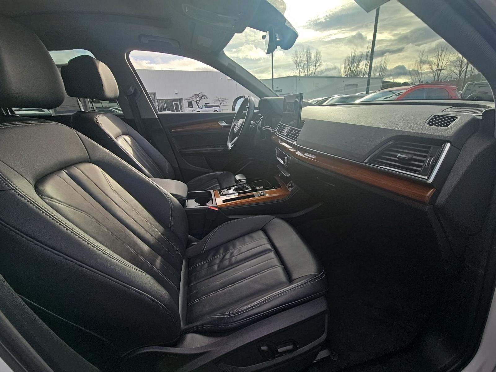 2023 Audi Q5 S line Premium Plus AWD