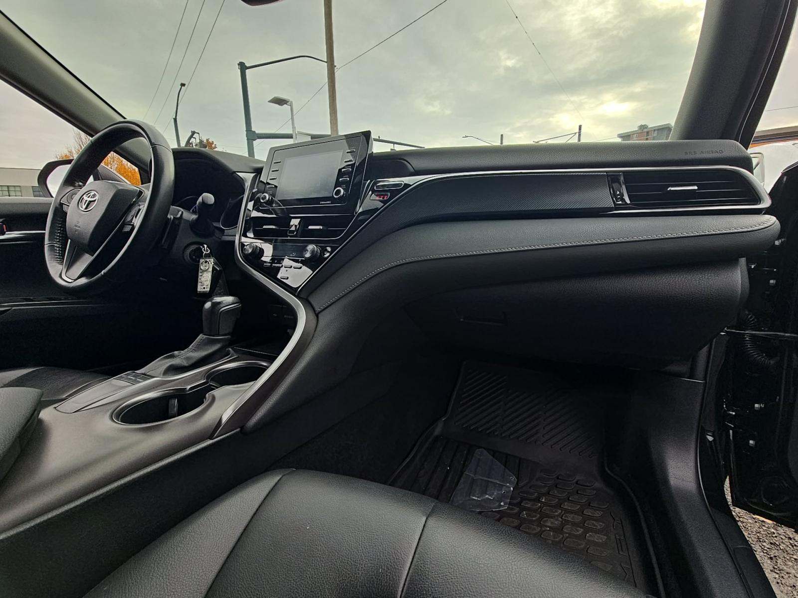 2023 Toyota Camry SE Nightshade FWD