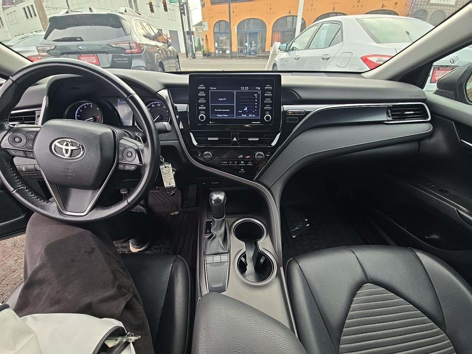 2023 Toyota Camry SE Nightshade FWD