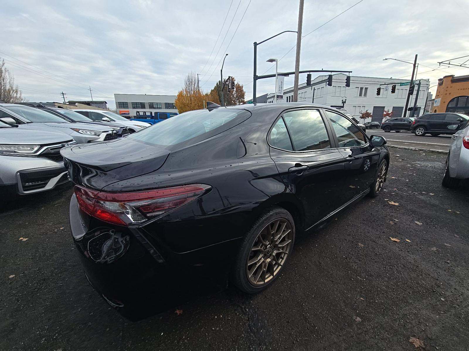 2023 Toyota Camry SE Nightshade FWD