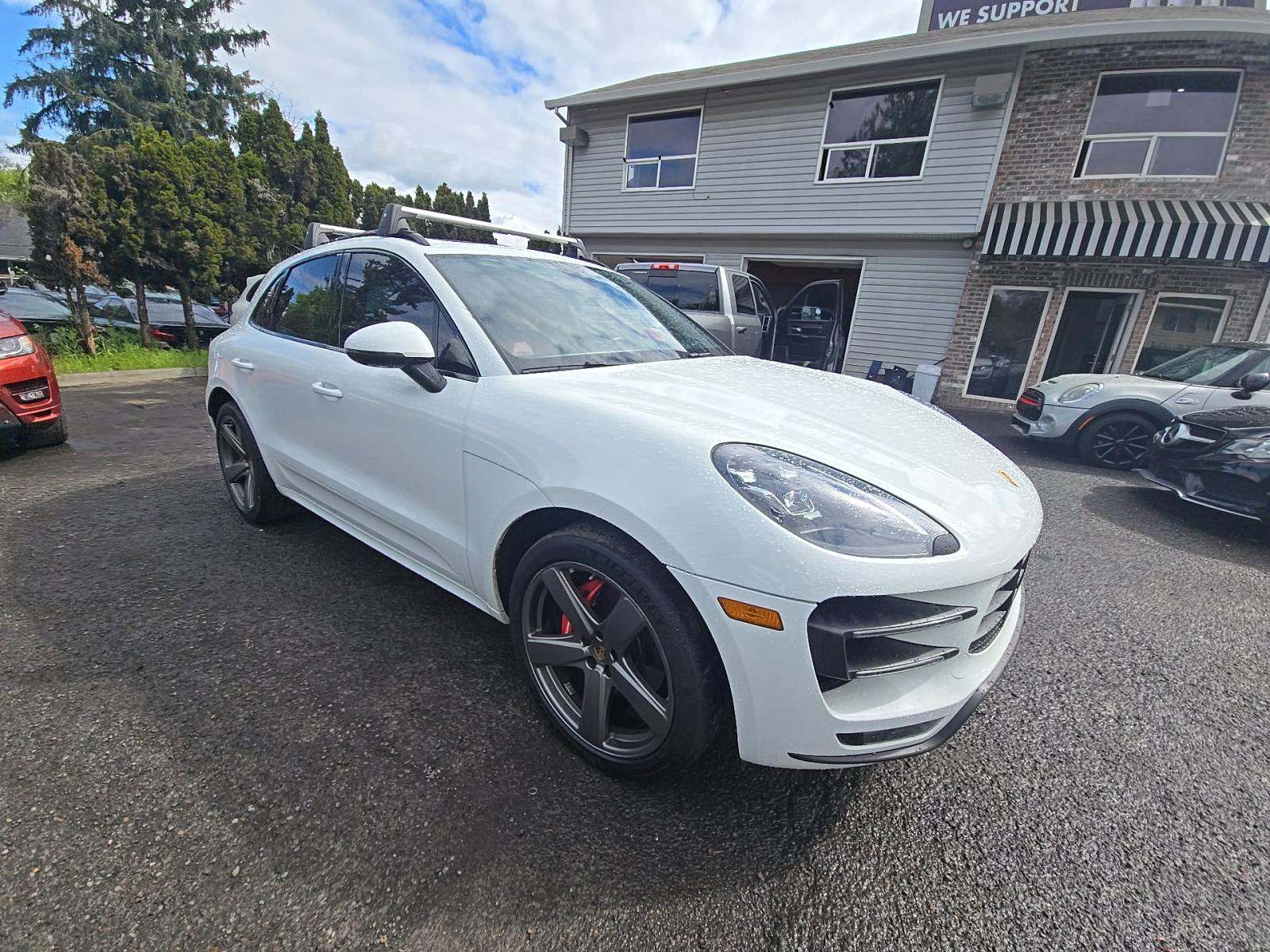 2017 Porsche Macan Turbo AWD