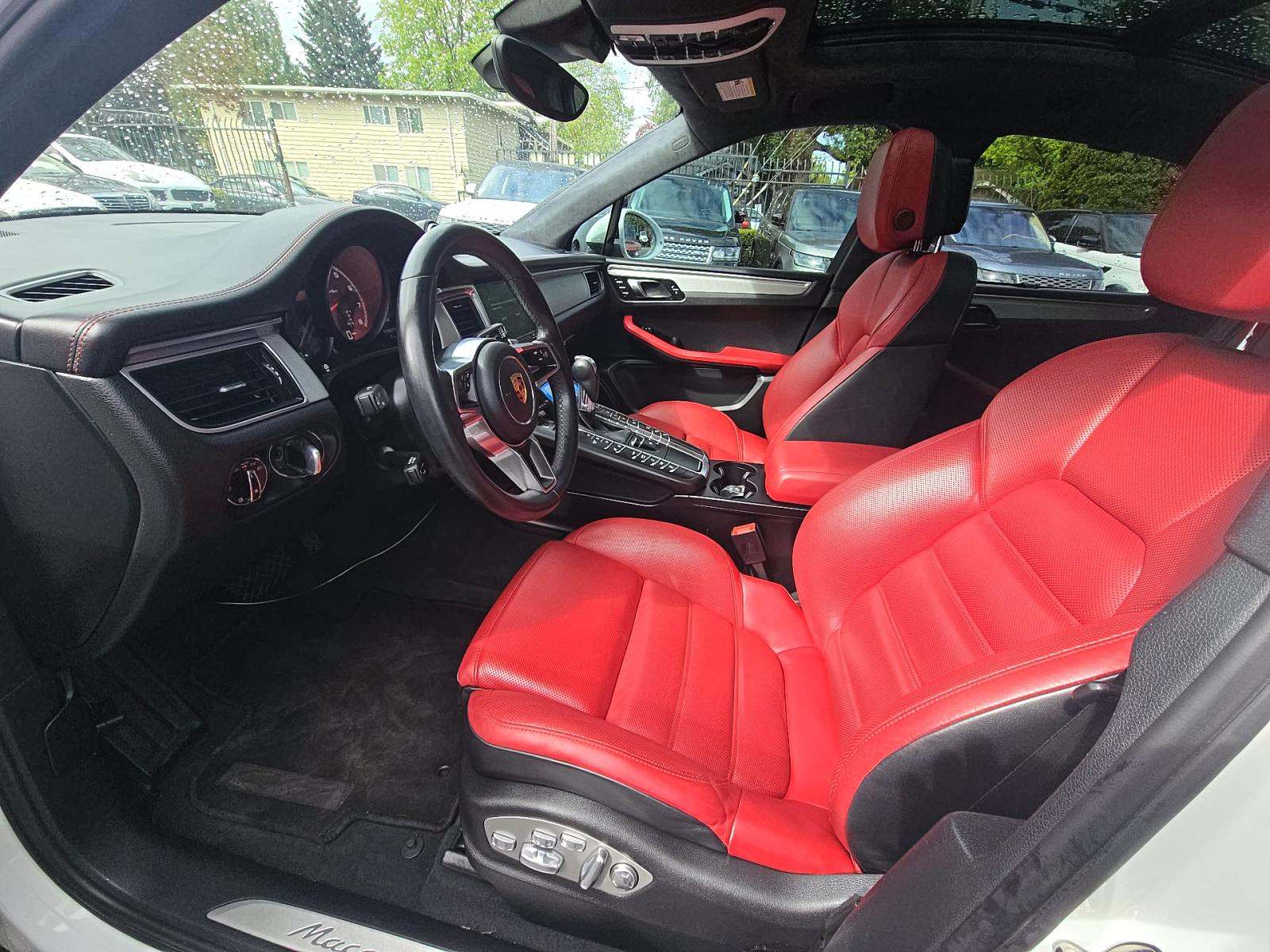 2017 Porsche Macan Turbo AWD