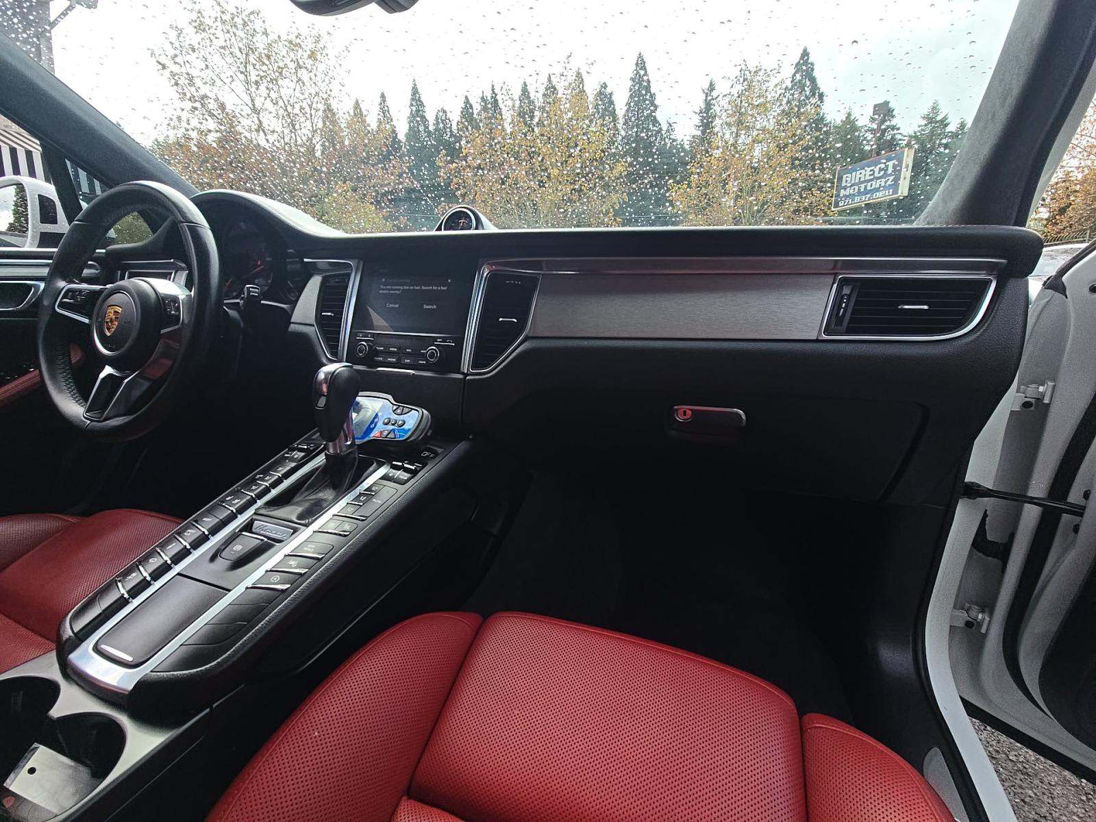 2017 Porsche Macan Turbo AWD