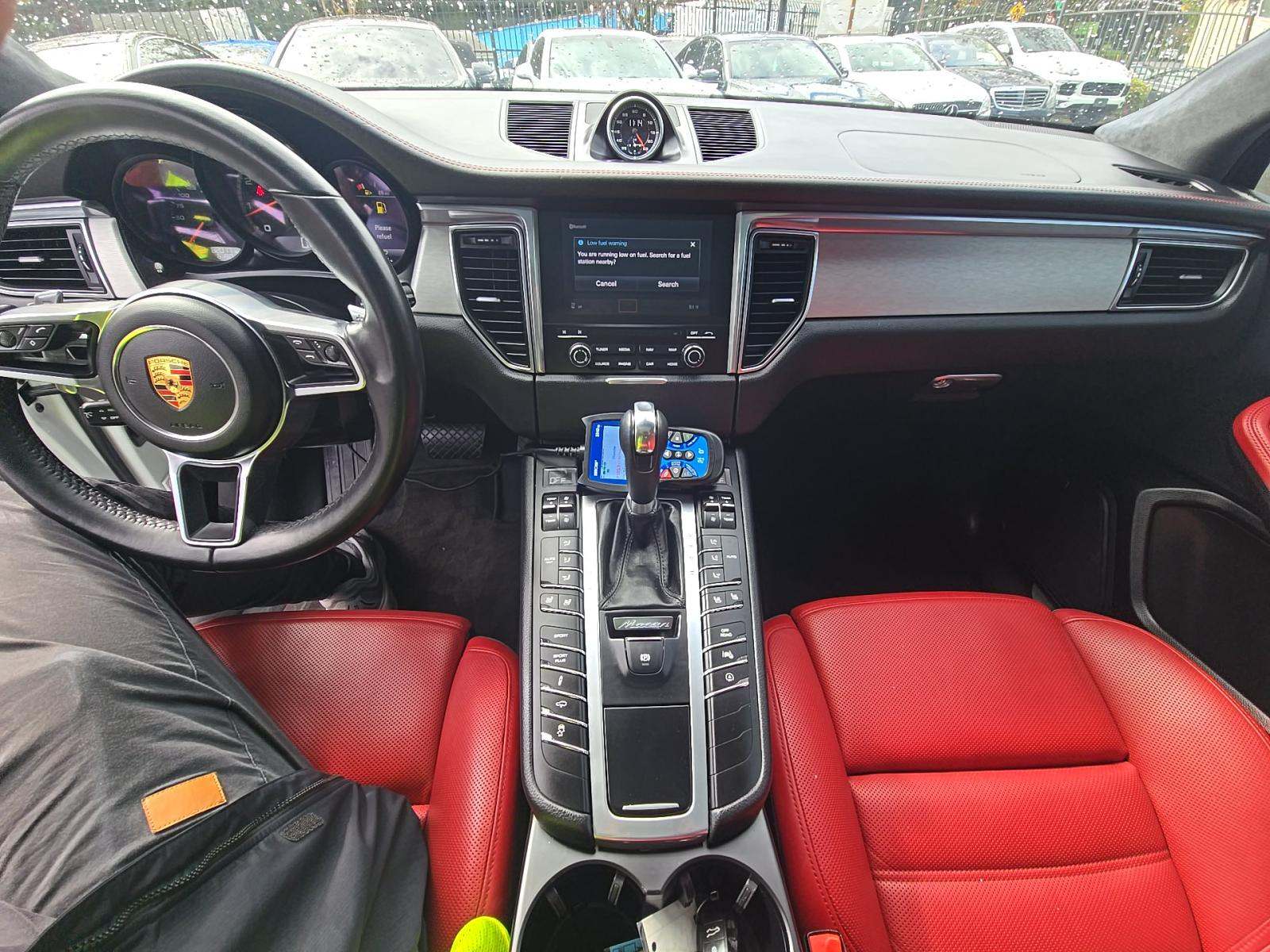 2017 Porsche Macan Turbo AWD