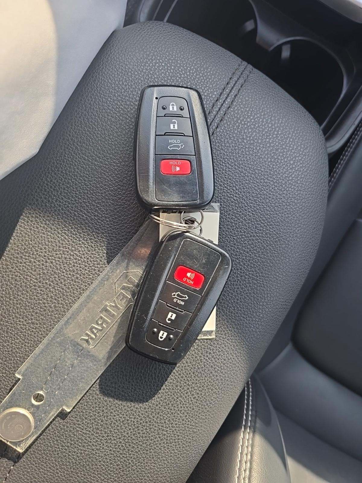 2021 Toyota RAV4 XLE Premium AWD