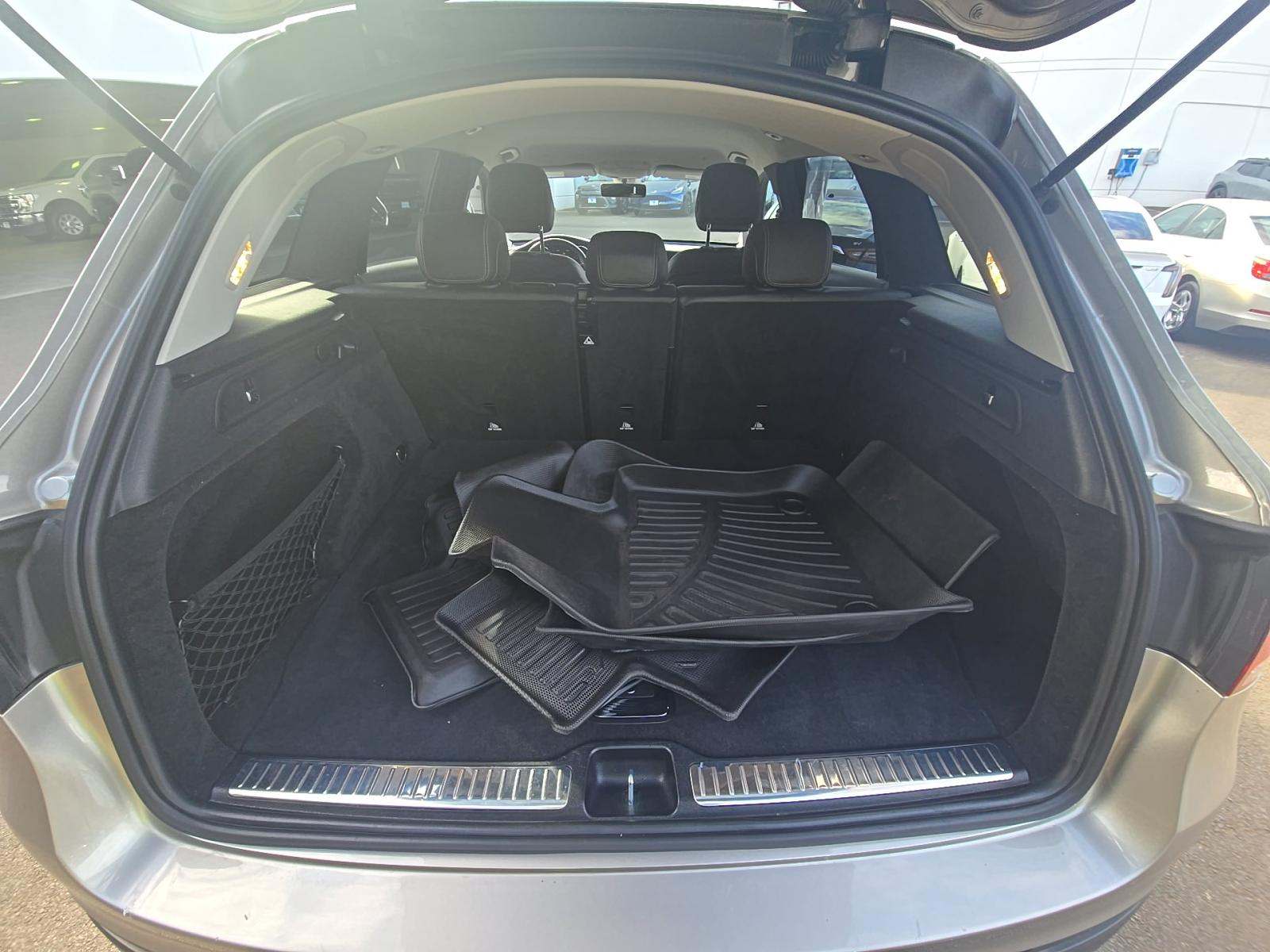 2020 Mercedes-Benz GLC GLC 300 RWD